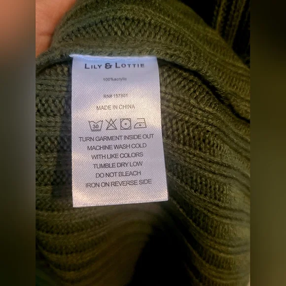 NWOT Lily & Lottie Bonnie Foldover Turtleneck Sweater - Green Sz M/L - Picture 8 of 10